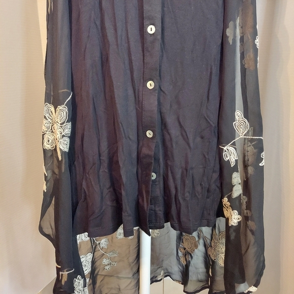  August Silk - Black Sleeveless Silk Blend Knit 2-fer Cardigan - Picture 2 of 7